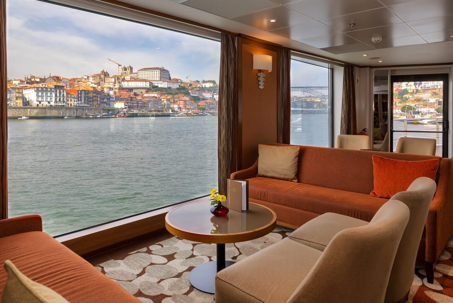 AMA Waterways AmaVida Lounge