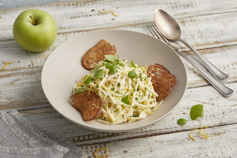 Raw food diet - Celery root apple salad