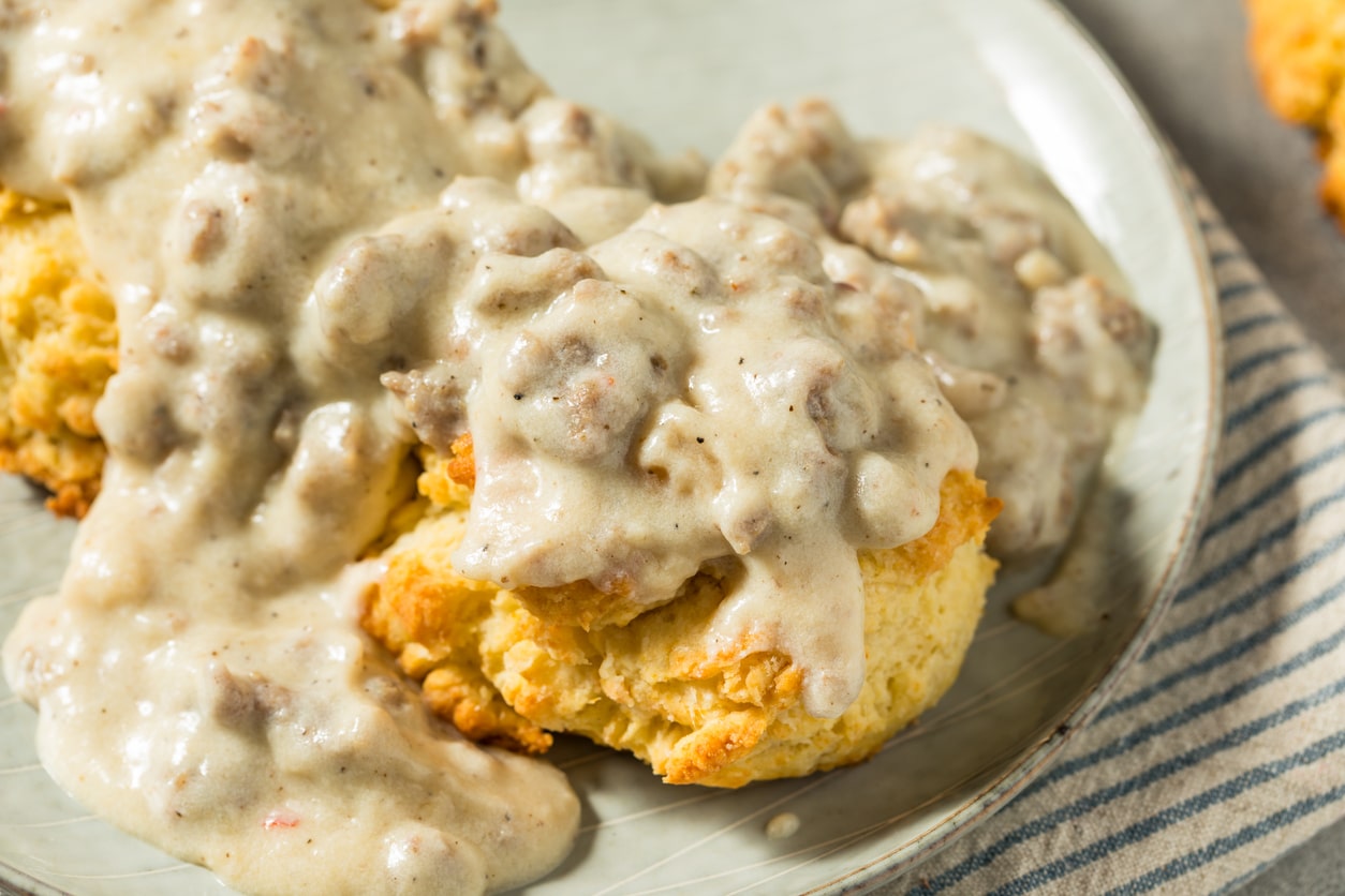 Homemade country sausage gravy